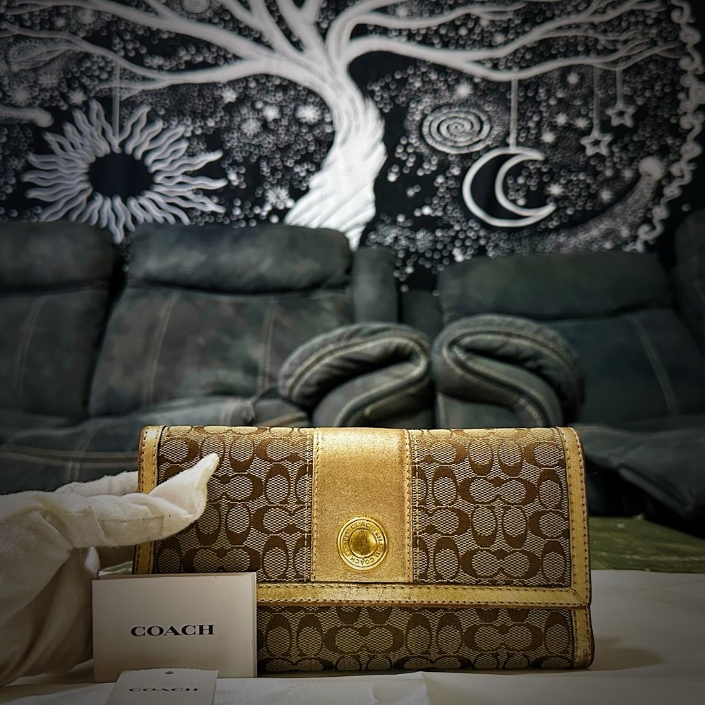 Vintage Coach Brown and Gold Wallet clutch - Picture 5 of 17